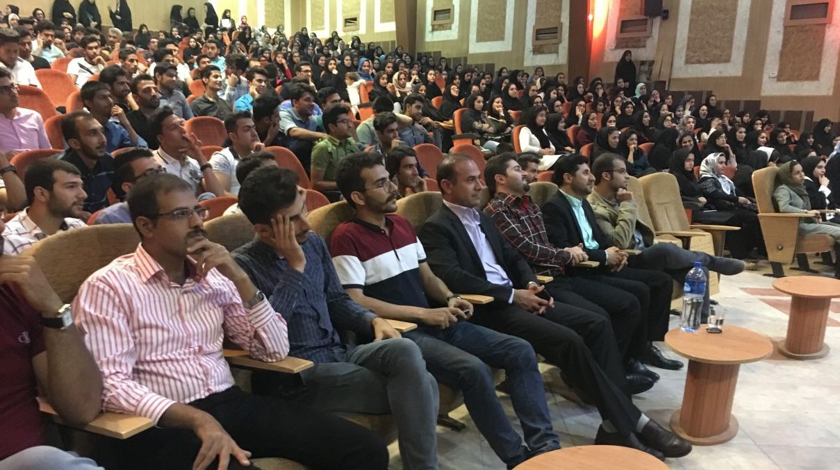 جشنواره روز جوان در شهرستان جهرم برگزار شد