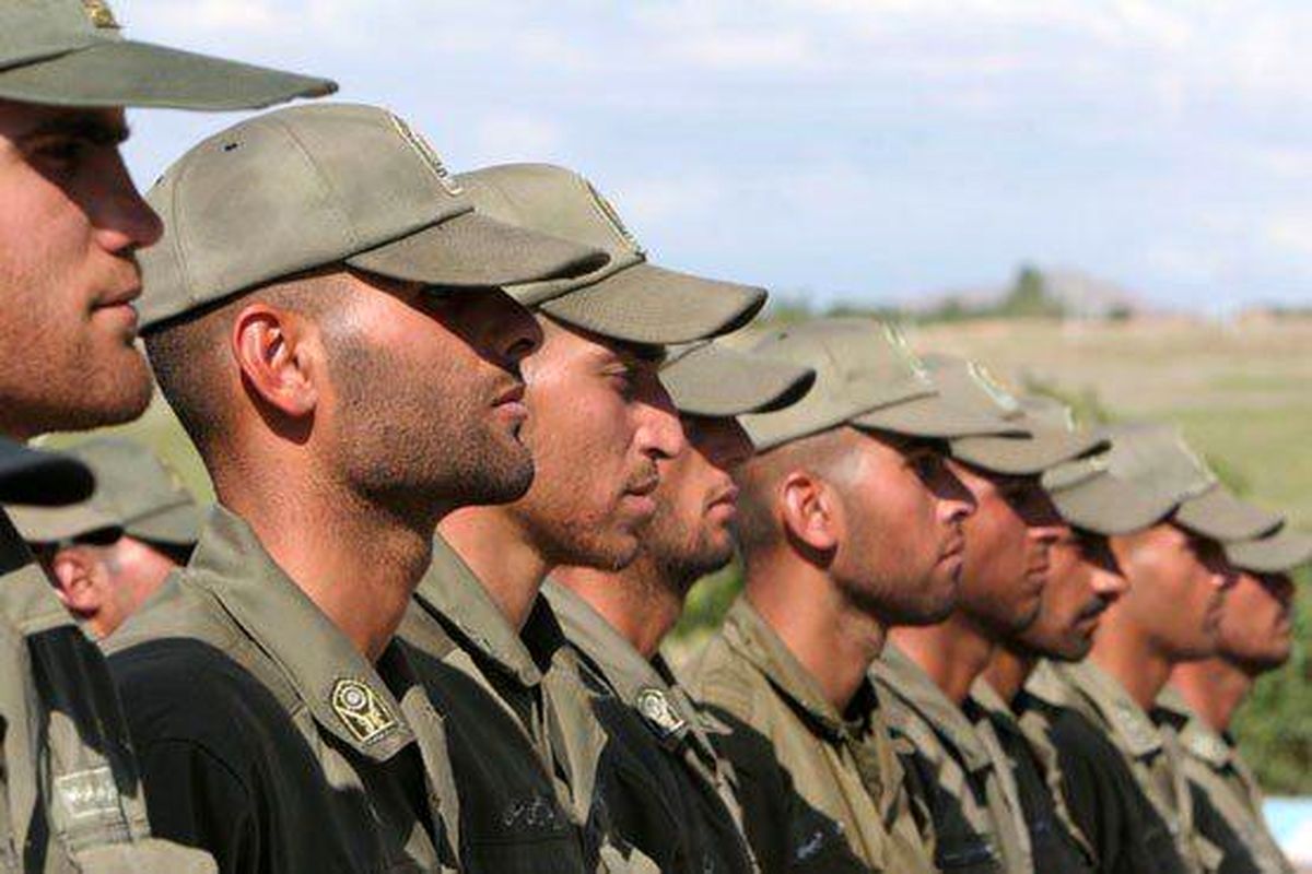 مراسم تحلیف ۱۵۰۰ سرباز پایه خدمتی پادگان شهید دستغیب جهرم