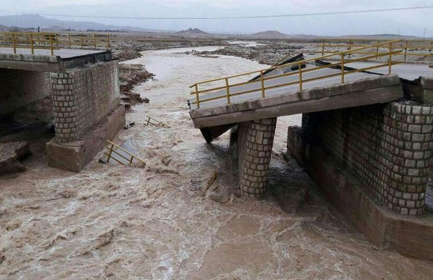 مرمت کامل پل آسیب دیده جهرم