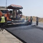 حضور معاون آخوندی و رئیس کمیسیون عمران برای افتتاح ۸ کیلومتر راه